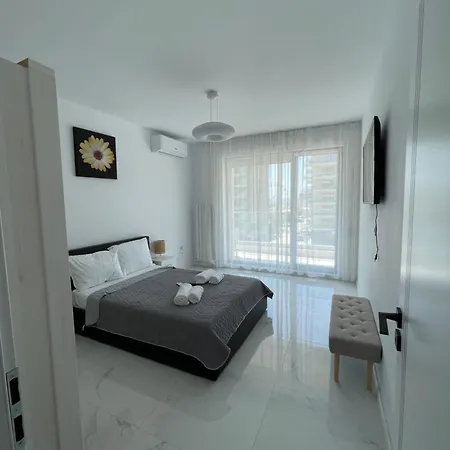 Studio-maria Apartment *