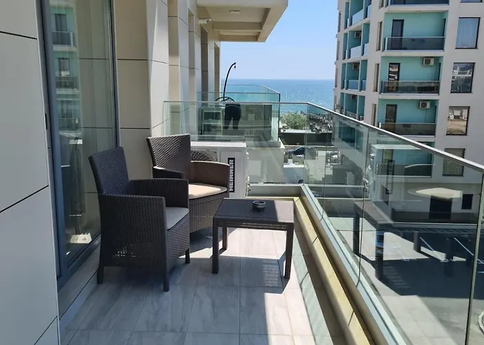 Studio-maria * Нэводари